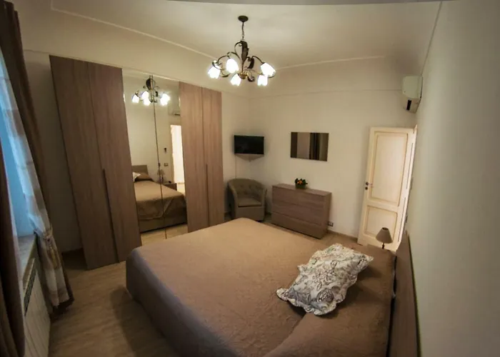 La Primavera Tatil Evi